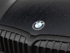 運(yùn)動(dòng)轎車的標(biāo)桿  寶馬3系強(qiáng)調(diào)寶馬的運(yùn)動(dòng)理念