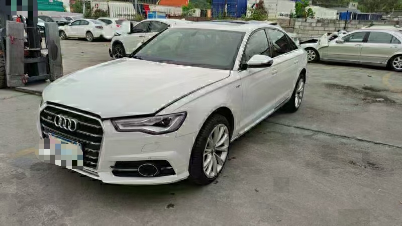 16年奧迪A6L泡水車