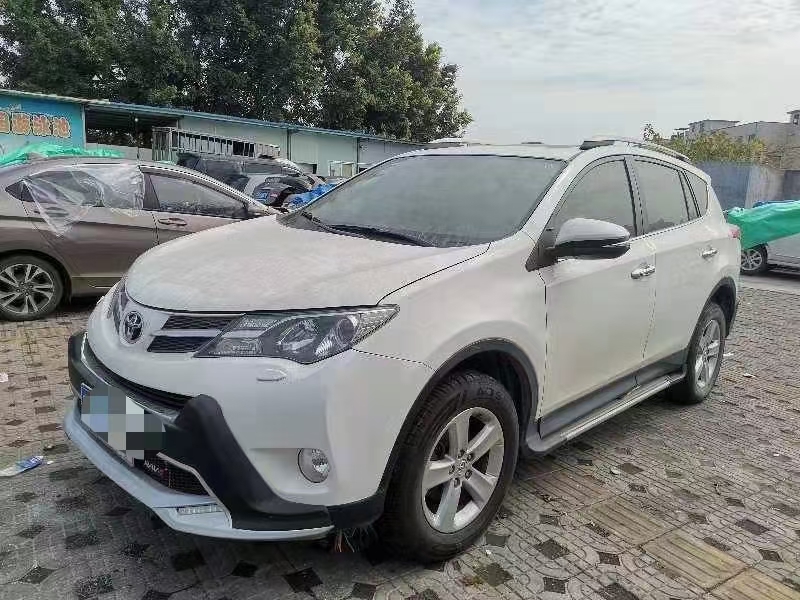 15年豐田RAV4榮放