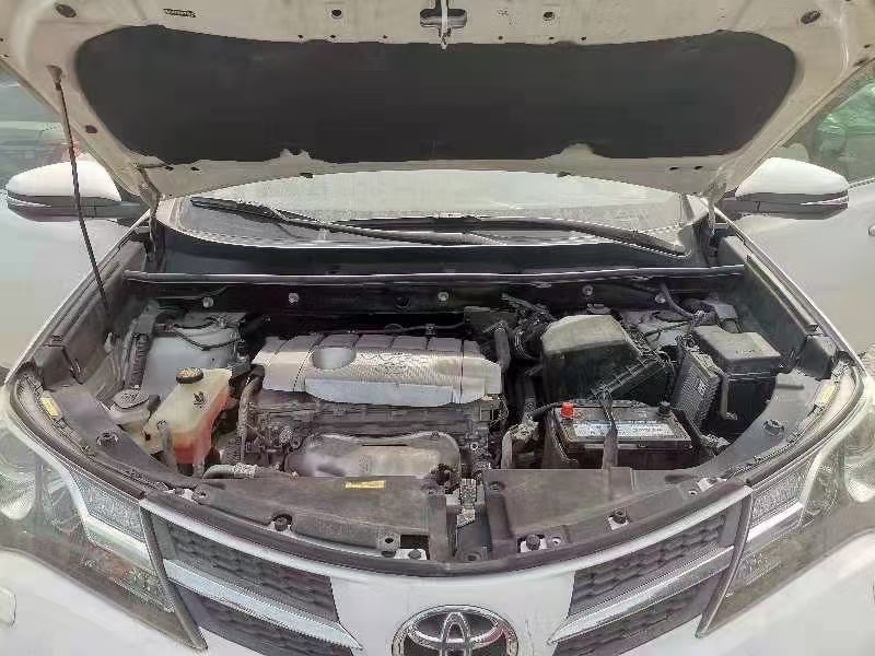 15年豐田RAV4榮放