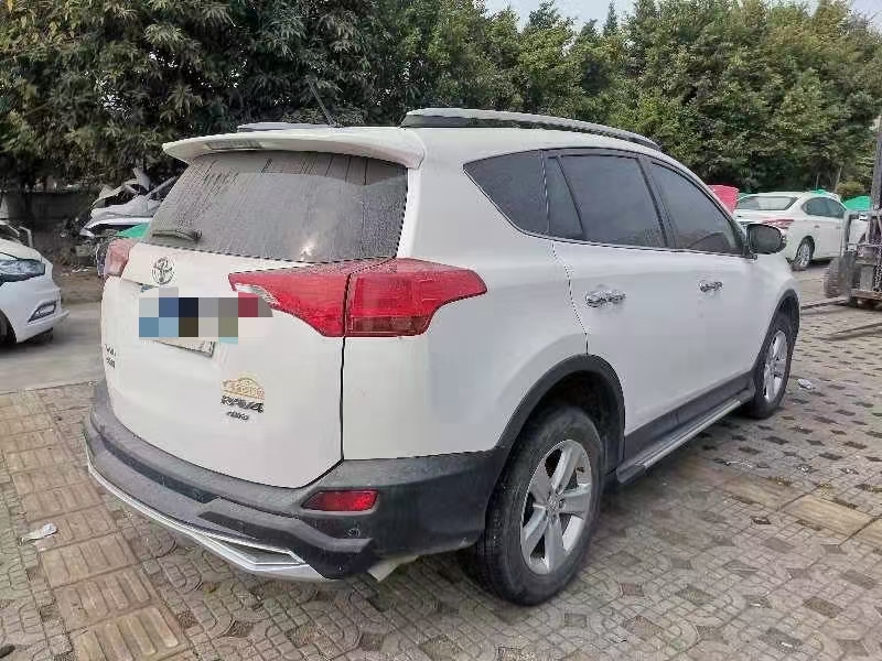 15年豐田RAV4榮放