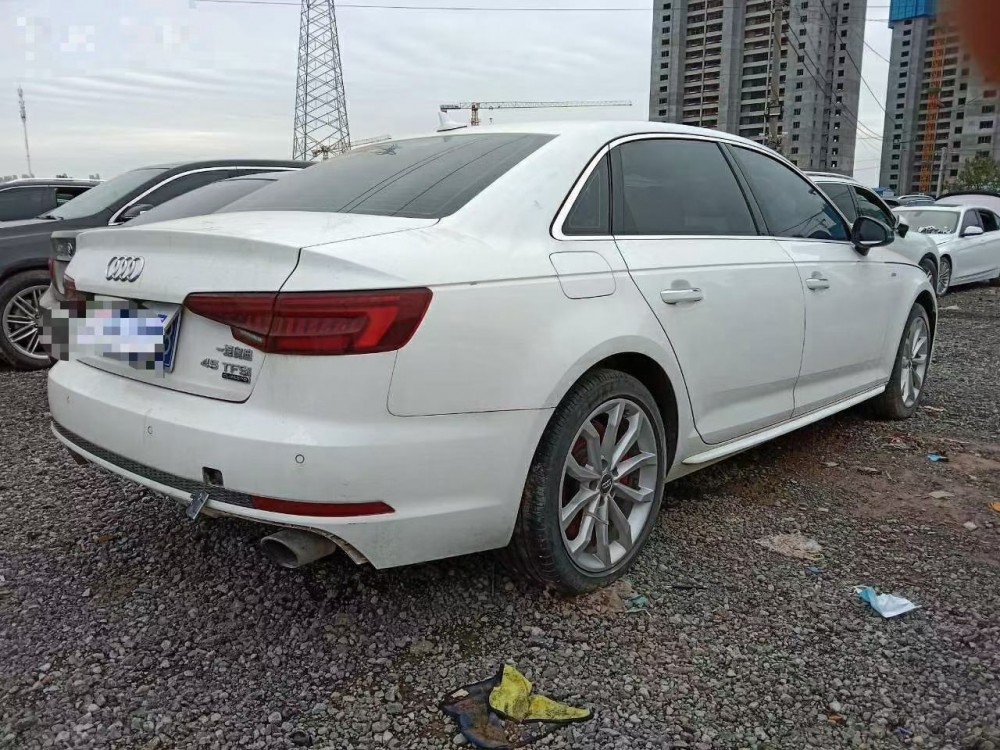 18年奧迪A4L