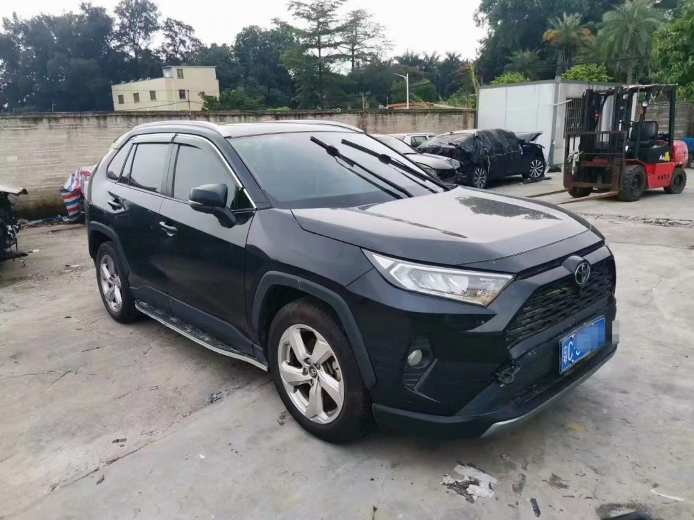 20年豐田RAV4