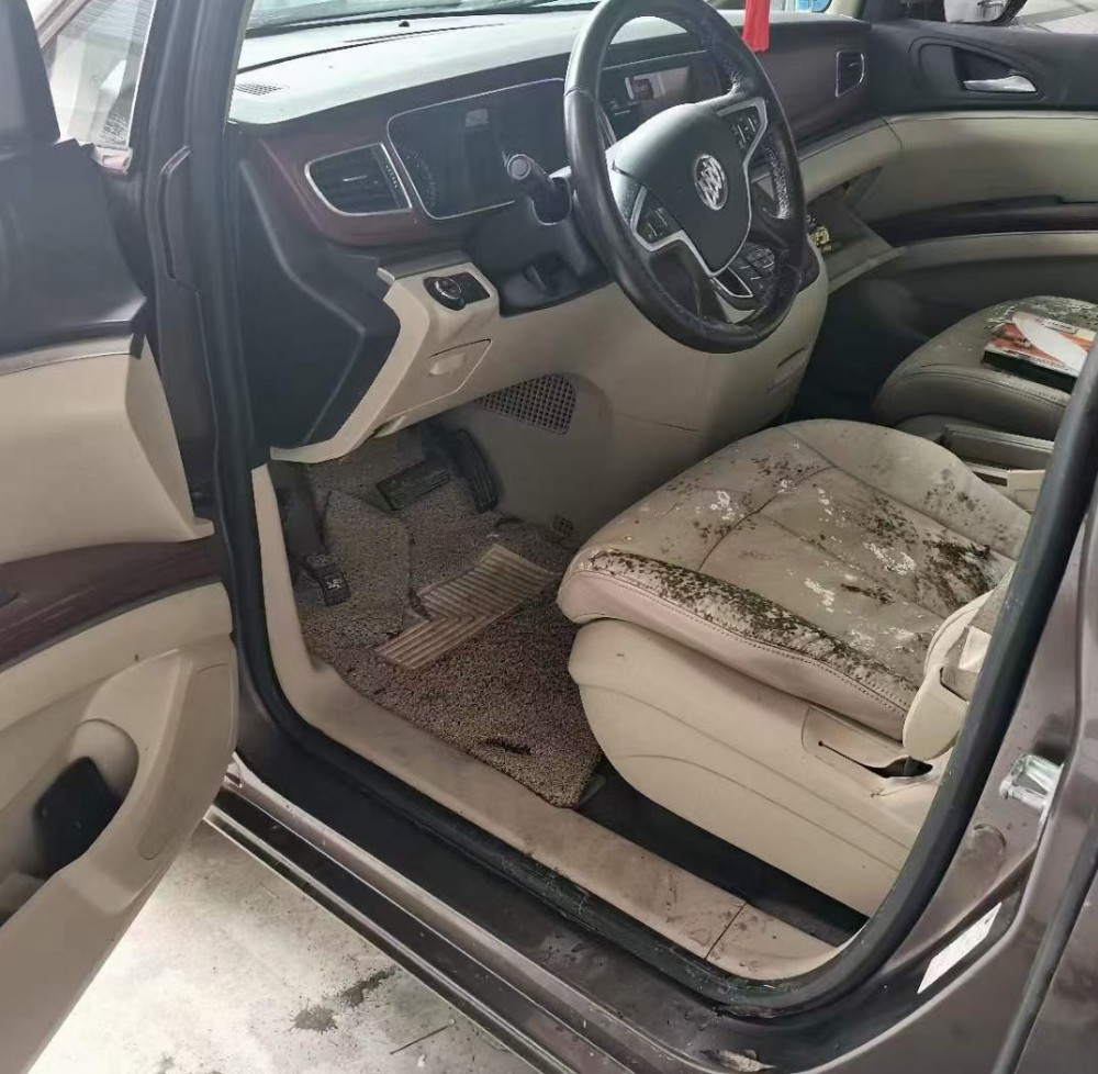 15年別克別克GL8