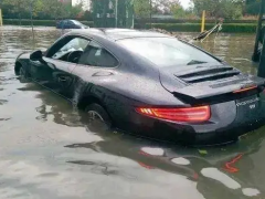 車在水里熄火要大修嗎(車輛涉水后二次打火有沒(méi)有事)