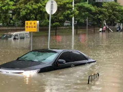 水淹車維修大概多少錢（水淹到座椅車輛需要大修嗎）