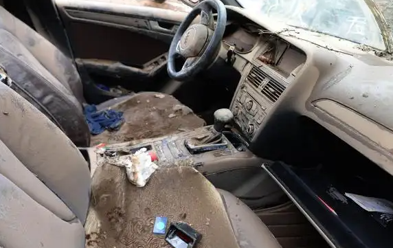 二手泡水車 二手泡水車