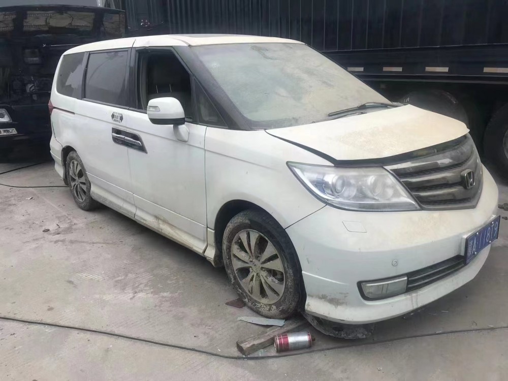 12年本田艾力紳泡水車