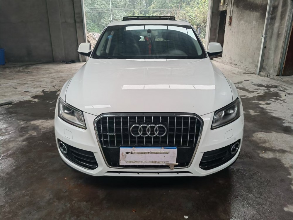 17年奧迪Q5泡水車