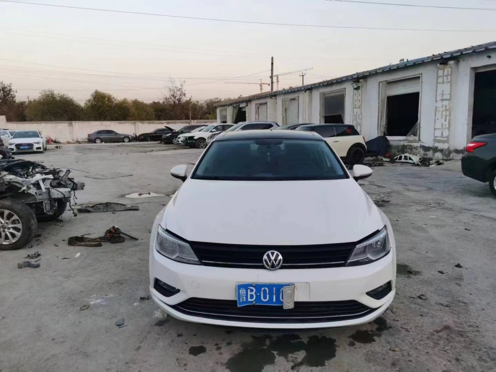 18年大眾凌渡泡水車