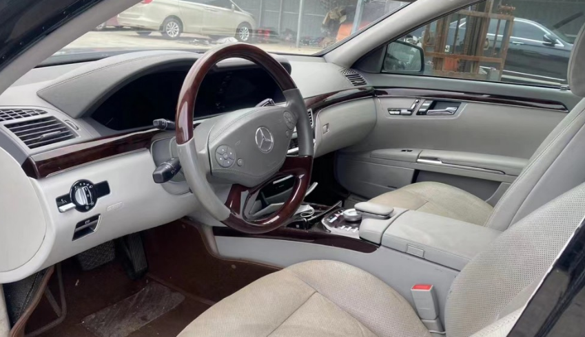 中控臺異響的處理方法 中控臺異響的處理方法