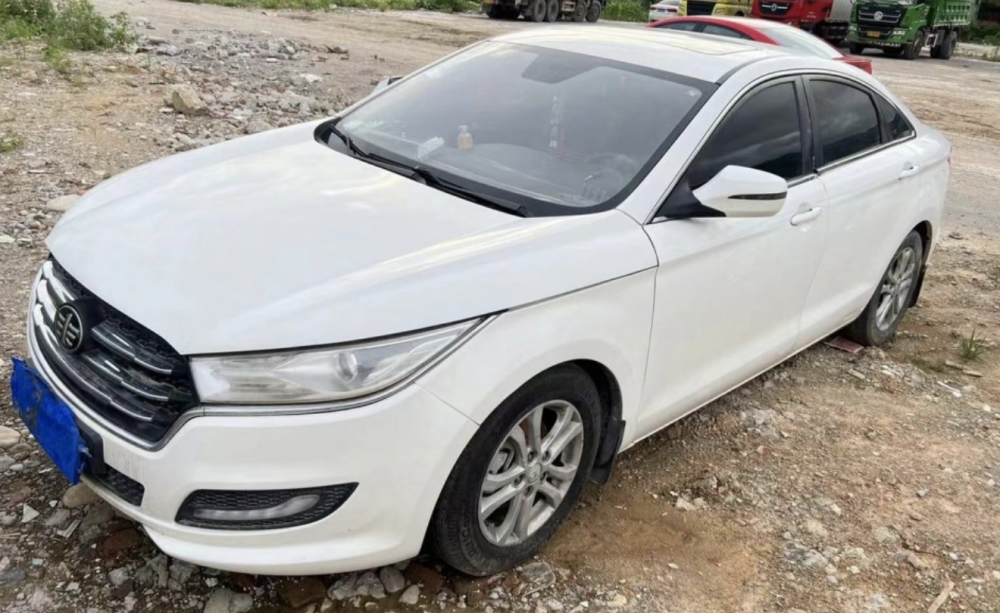 為什么保險杠都是塑料的