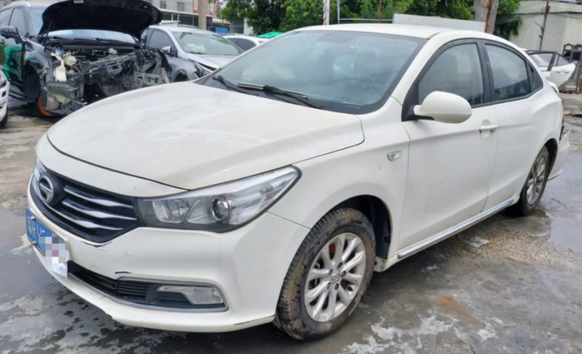 純電動(dòng)汽車(chē)和普通車(chē)的區(qū)別