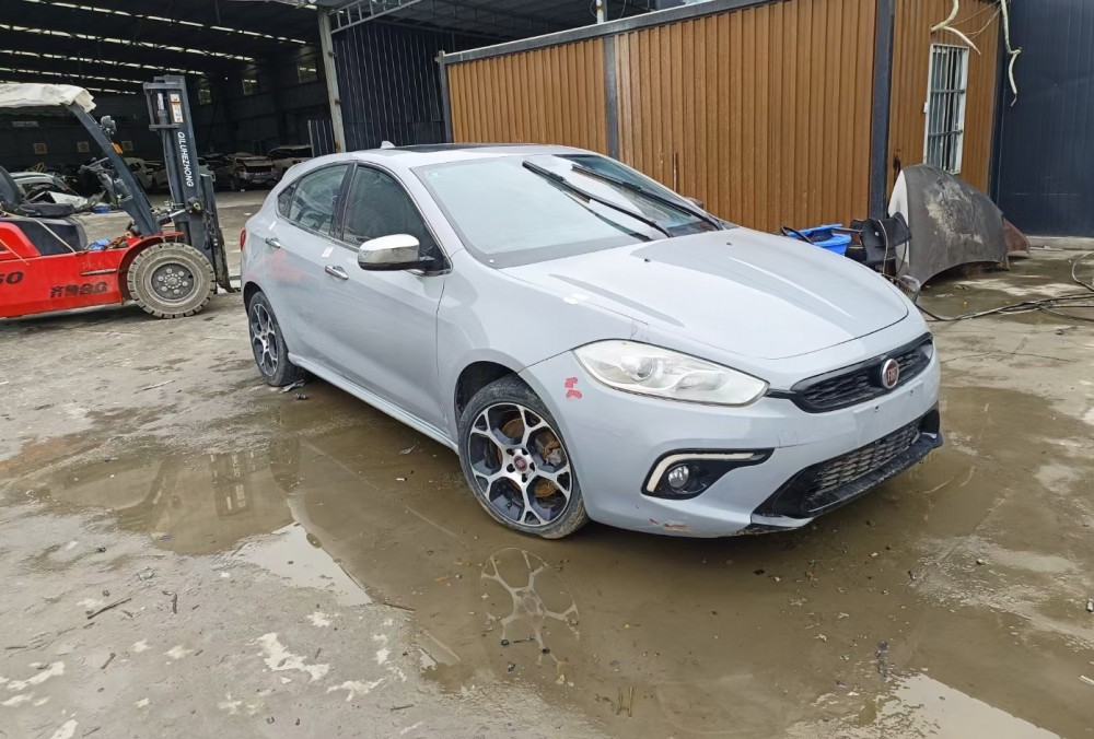 16年菲亞特致悅