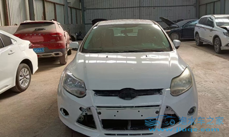 泡水車輛能不能繼續(xù)行駛 泡水車輛能不能繼續(xù)行駛