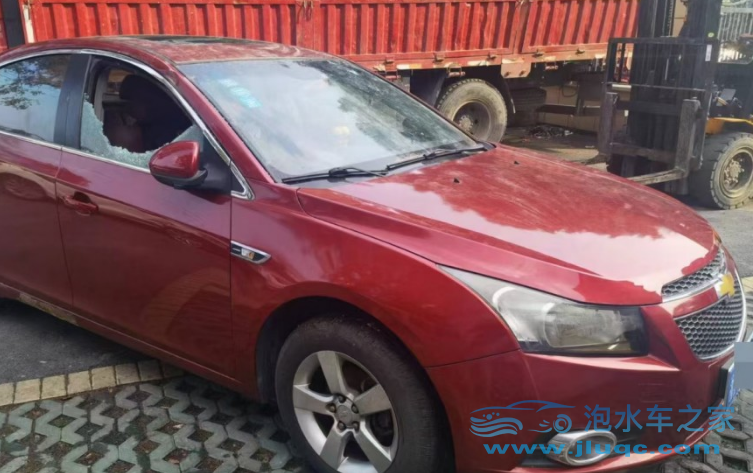 購買泡水車怎么看車況