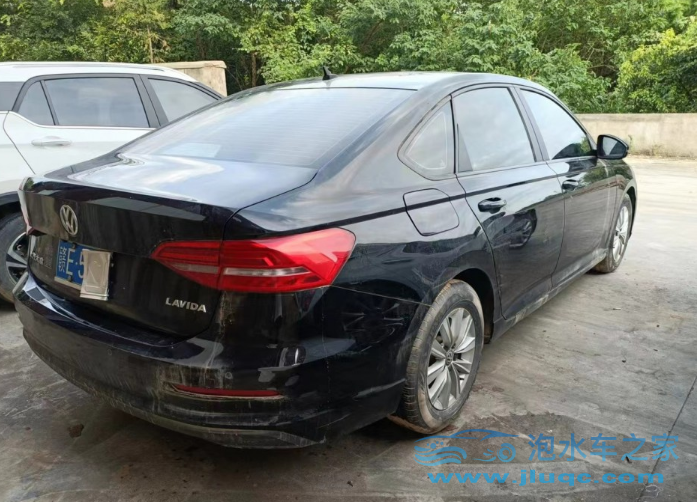 汽車泡水后哪種處理方式好一些 汽車泡水后哪種處理方式好一些