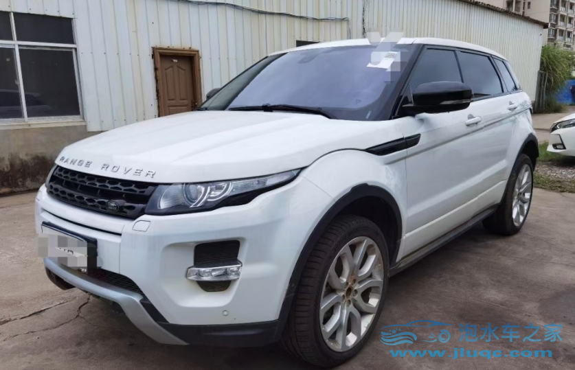 車輛發(fā)生意外需要破窗選哪塊玻璃 車輛發(fā)生意外需要破窗選哪塊玻璃