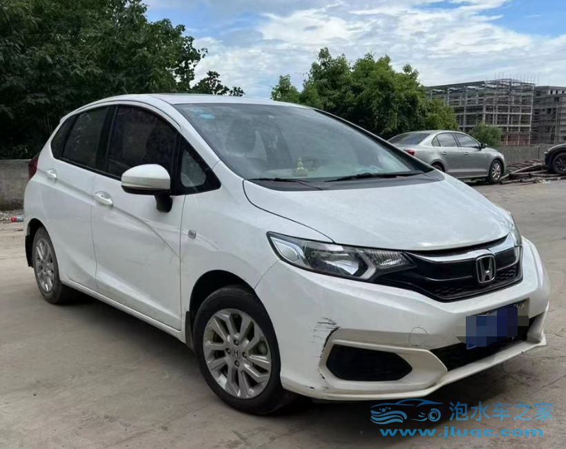 車速表和導(dǎo)航顯示的車速哪個(gè)更準(zhǔn) 車速表和導(dǎo)航顯示的車速哪個(gè)更準(zhǔn)