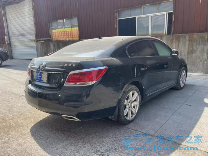 車上加價(jià)出售泡水車