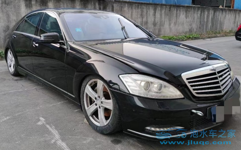 高速上的應急車道可以換輪胎嗎 高速上的應急車道可以換輪胎嗎