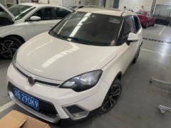 開(kāi)關(guān)車(chē)門(mén)被電到手，是車(chē)漏電嗎？