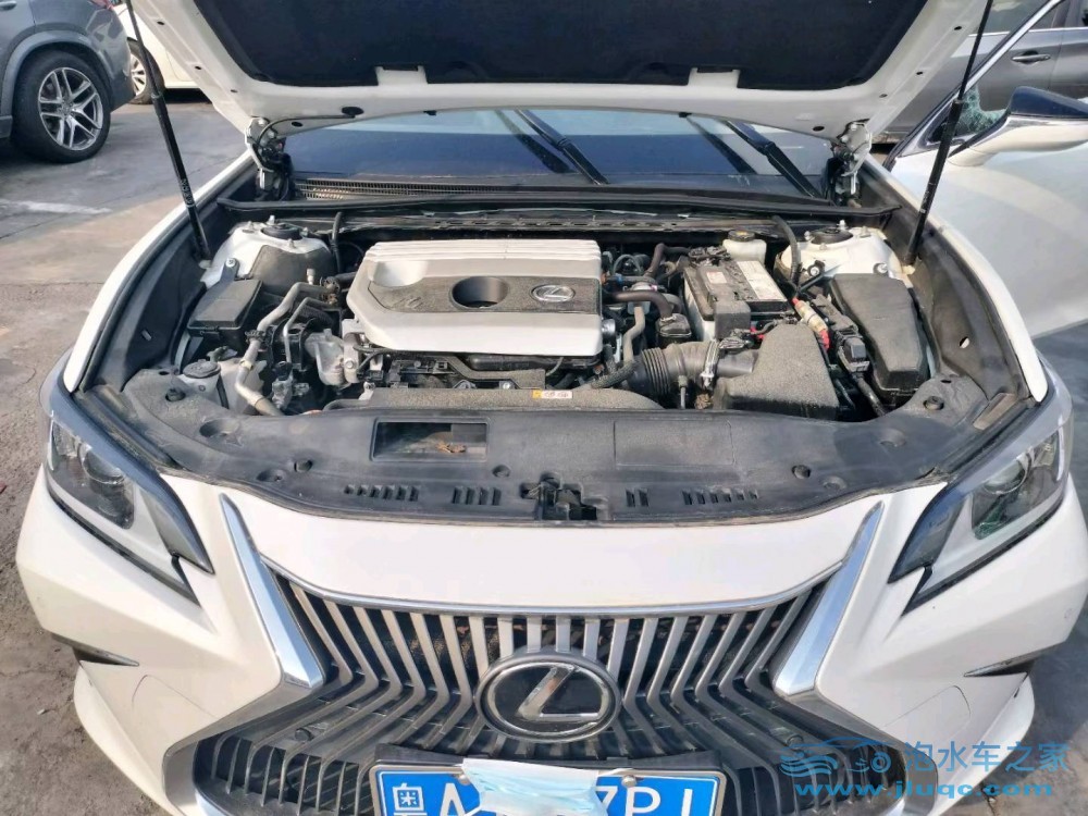 20年雷克薩斯ES