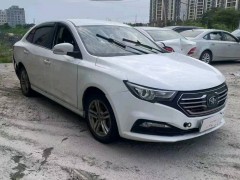 混合動力車可以長期不充電嗎