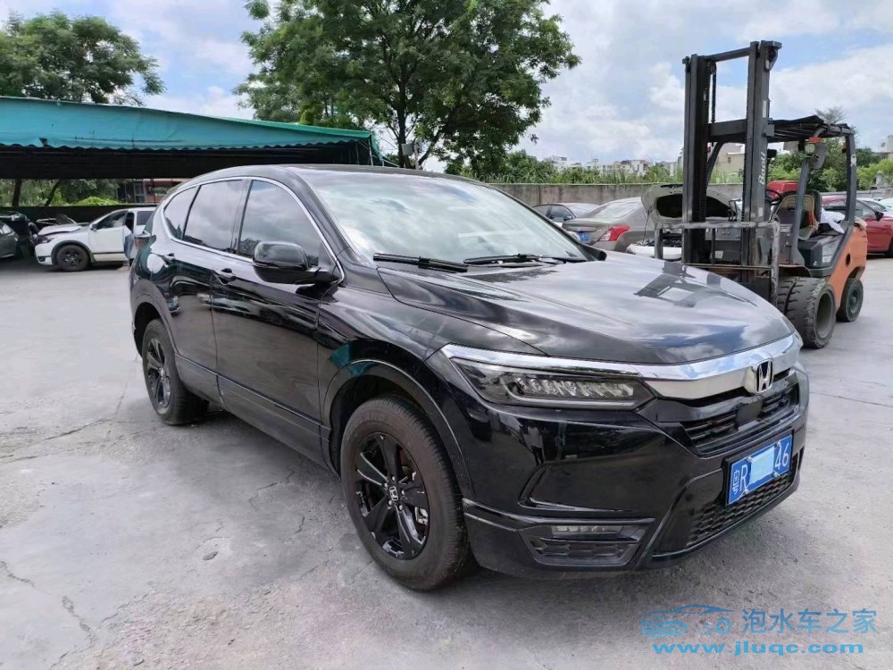 22年本田皓影泡水車