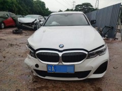 奧迪q7機油燈亮黃燈什么意思