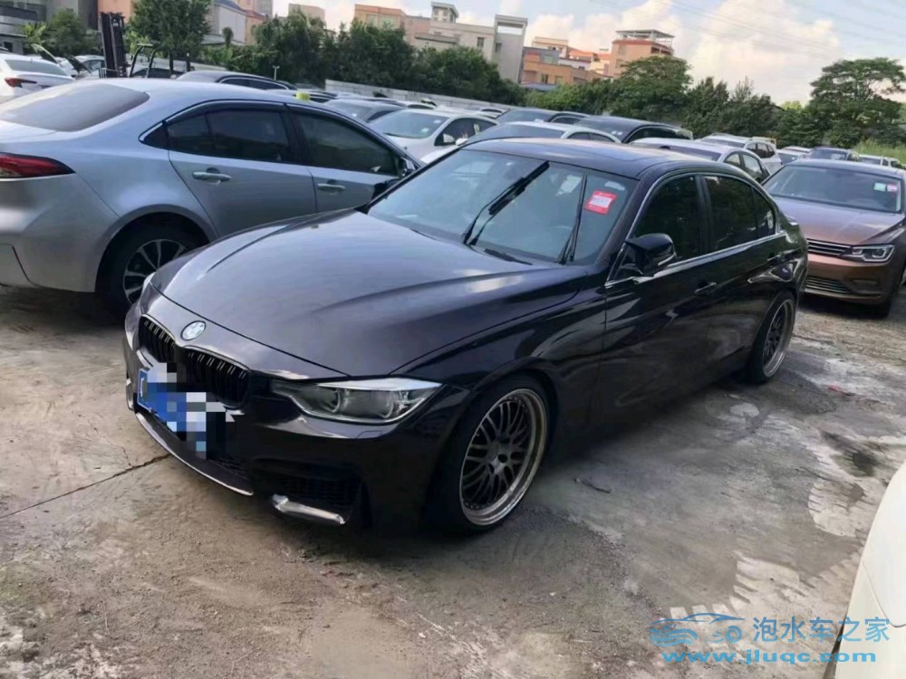 17年寶馬3系泡水車