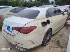 選擇4S店修理泡水車的優勢和好處