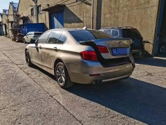 實測胎壓與胎壓顯示不符的原因深度解析