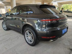 為何發動機前置布局成為主流，而非后置布局？