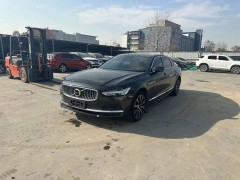 新勝達第三排空間及獨特配置解析：寬敞舒適性評估