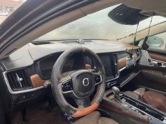 必備汽車保險知識，讓您出行更安心——汽車保險種類與選擇指南