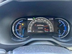 汽車水箱選擇指南：水與防凍液哪個更適合？