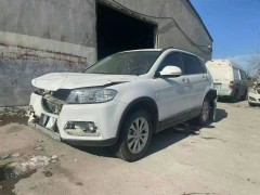 紅旗HS3兩種動(dòng)力對(duì)比評(píng)測(cè)：該如何選擇更適合你的那一款？