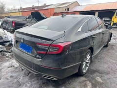 同排量車型爬坡，功率與扭矩哪個更重要？  在汽車的動力性能中，功率和扭矩是兩個核心參數，它們分別反映了汽車的速度能力和力量大小。當面對爬坡這一特定場景時，同排量的車型在功率和扭矩上的表現尤為重要。那么