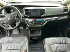 空擋踩至4000轉與4000轉行駛：哪種對發動機傷害更大？