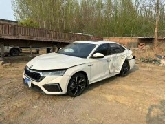 車輛熄火后發動機異響，可能的原因是什么？