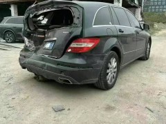 發動機水泵故障處理建議與行車安全