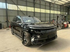 雨天駕駛寶典：五個安全技巧助新手安全出行