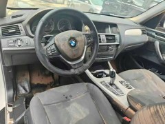 如何保持安全車(chē)距防追尾