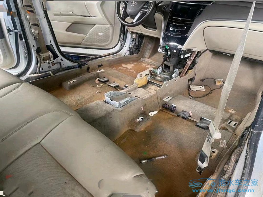 14年凱迪拉克XTS