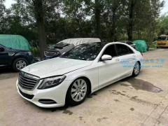 奔馳EQS價格戰：豪華電動車市場的變局與機遇，最高優惠32萬元！