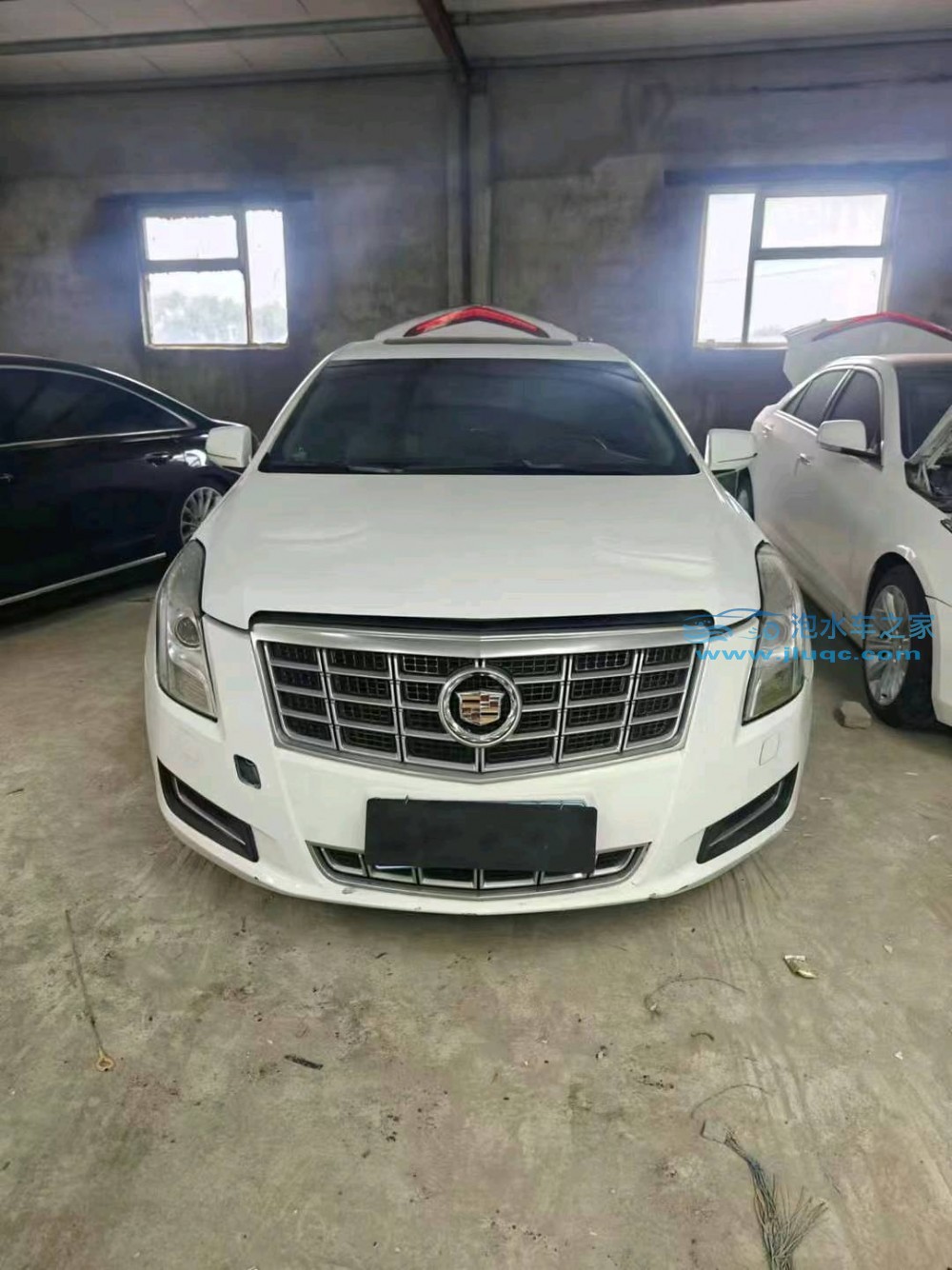 15年凱迪拉克XTS泡水車