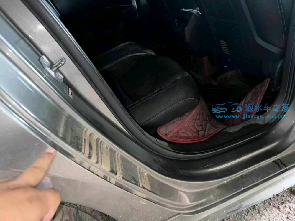 21年領(lǐng)克03