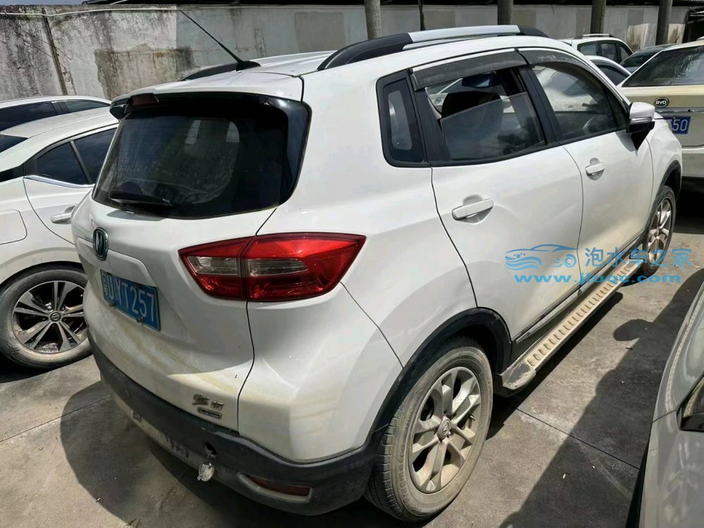 16年長安長安CS15