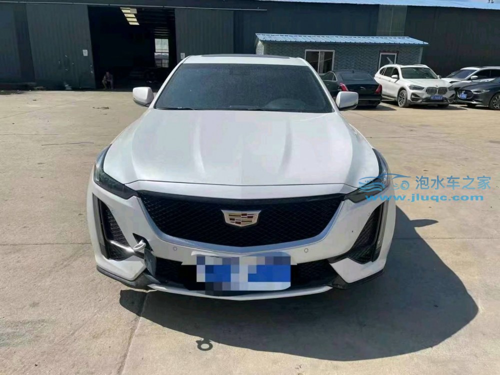 23年凱迪拉克CT5泡水車